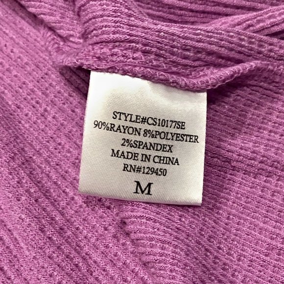 Como Vintage Blouse Pink White Textured Short Sleeve Spandex V Back Size M - Picture 8 of 11